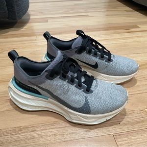 Nike ZoomX Invincible Run 3